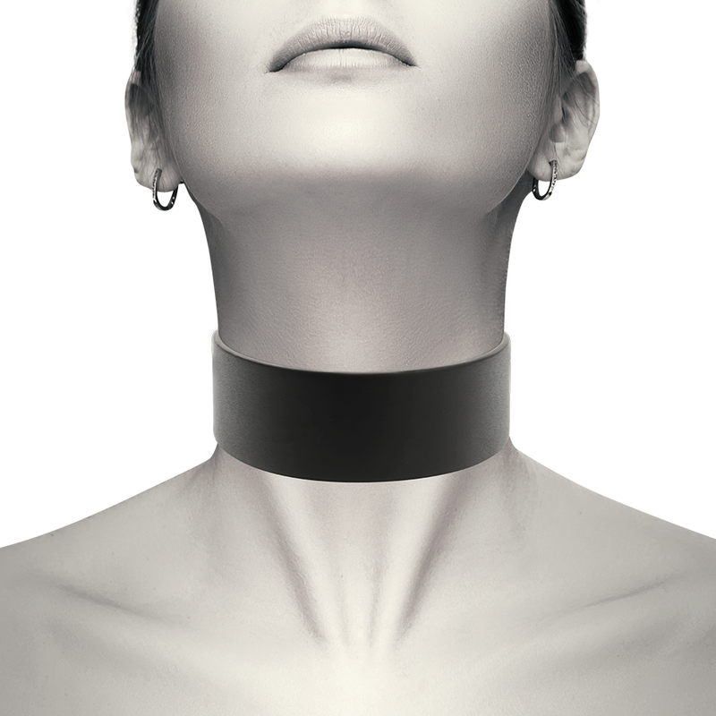 COQUETTE CHIC DESIRE - COLLANA IN PELLE VEGANA