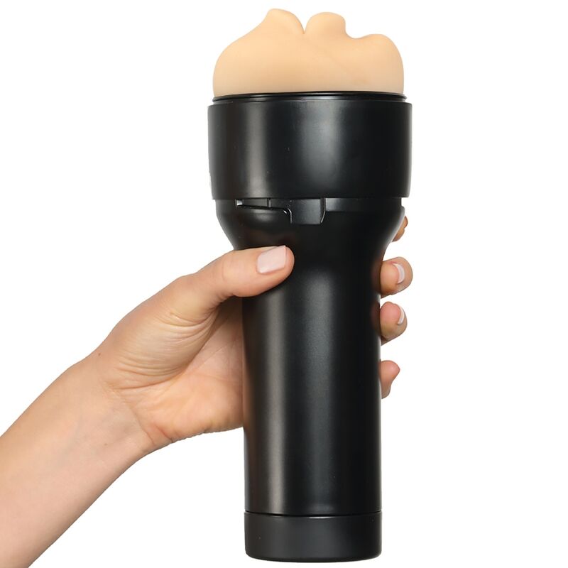 KIIROO - SENTI IL MASTURBATORE BOCCALE KIIROO