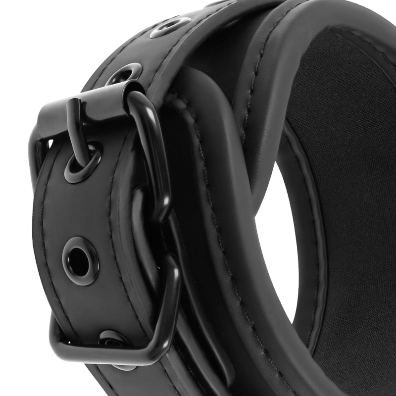 FETISH SUBMISSIVE - SET DI MANETTE E LACCI CON FODERA IN NOPRENE